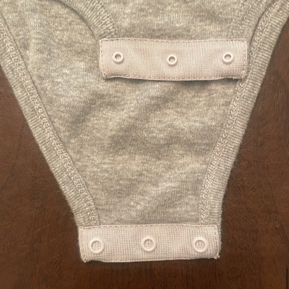 👶 🇺🇸 Grunt Style “Pooping Shirt” 💩 onesie newborn baby pajama 🇺🇸 - Picture 7 of 7